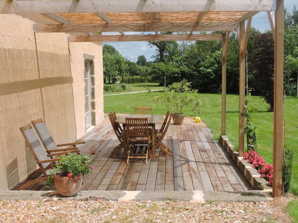 Gite De La Hertaudiere Montbizot Bagian luar foto